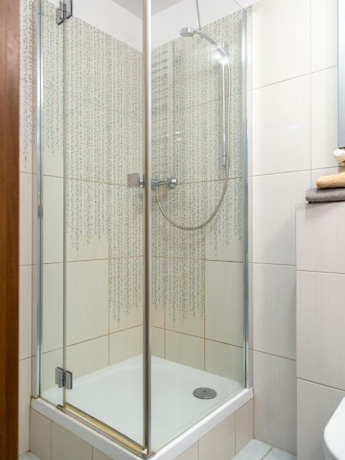 Nozownicza Street Apartment Breslau